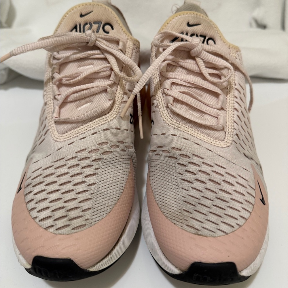 Nike Women's Air 270 Pale Pink and Black Athletic Sneakers